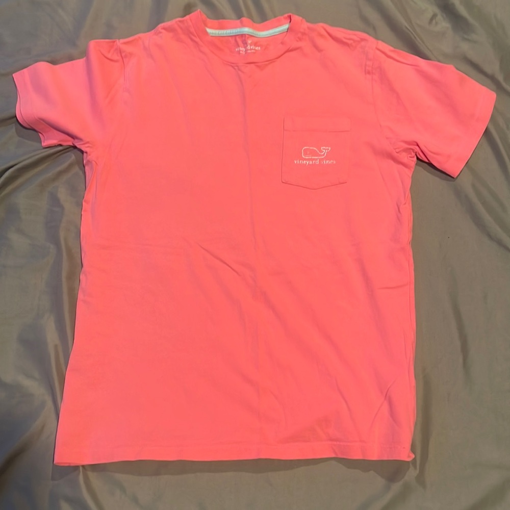 Vineyard vine short sleeve